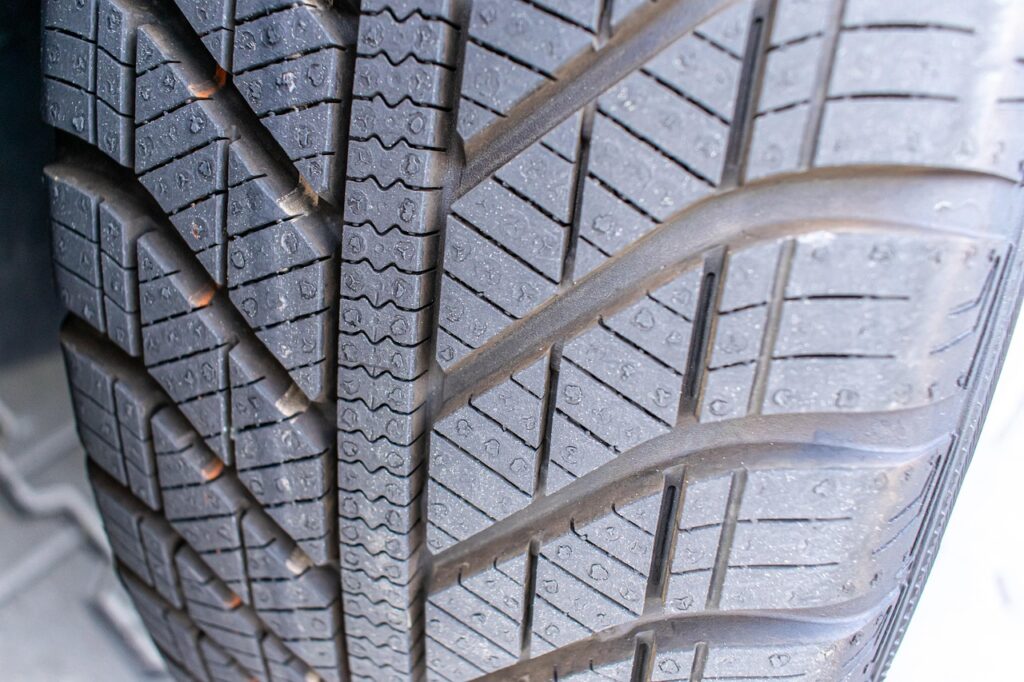 婚活プロフィール写真は盛るべきかどうかのポイントは？