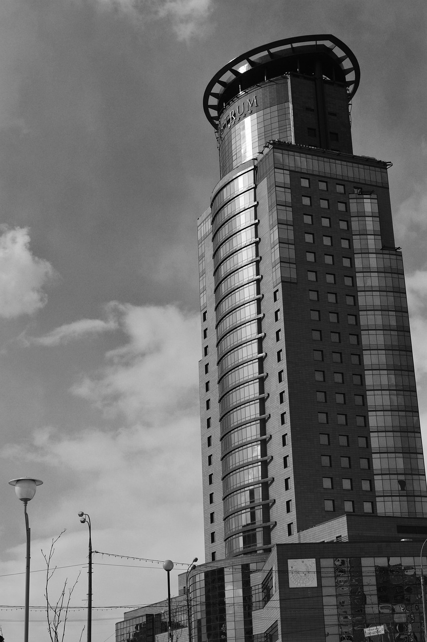 忙しい会社員のための婚活アプリ活用法は？